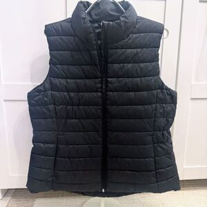 Old Navy Active Womens Puffer Vest Black Size XL Lightweight Quilted Full Zip